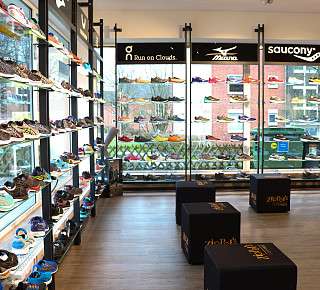 ZIPPEL&#039;S Laufschuhe Flensburg