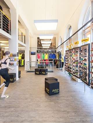 Keine Lust auf Text? Im Video siehst du wie bei uns eine Laufschuh-Beratung abläuft: